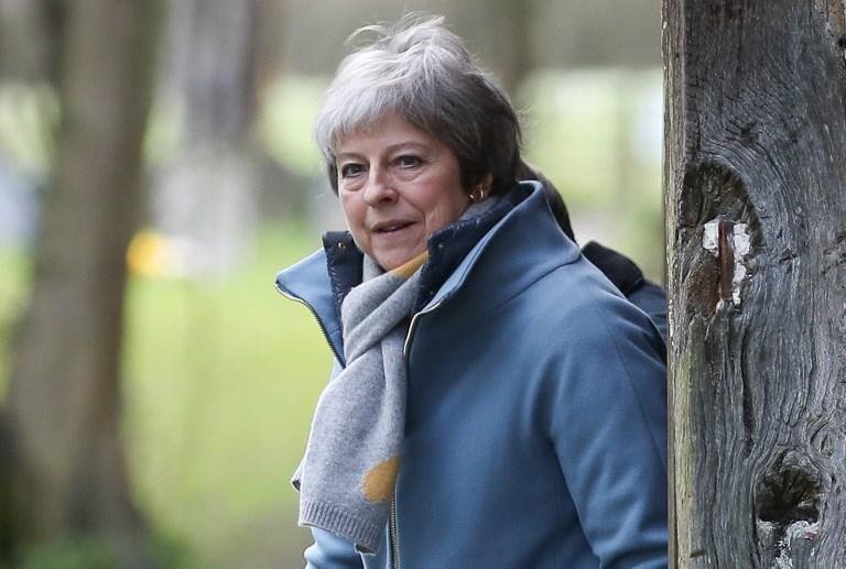 Theresa May voltar&aacute; na ter&ccedil;a &agrave; C&acirc;mara dos Comuns para submeter o acordo de retirada