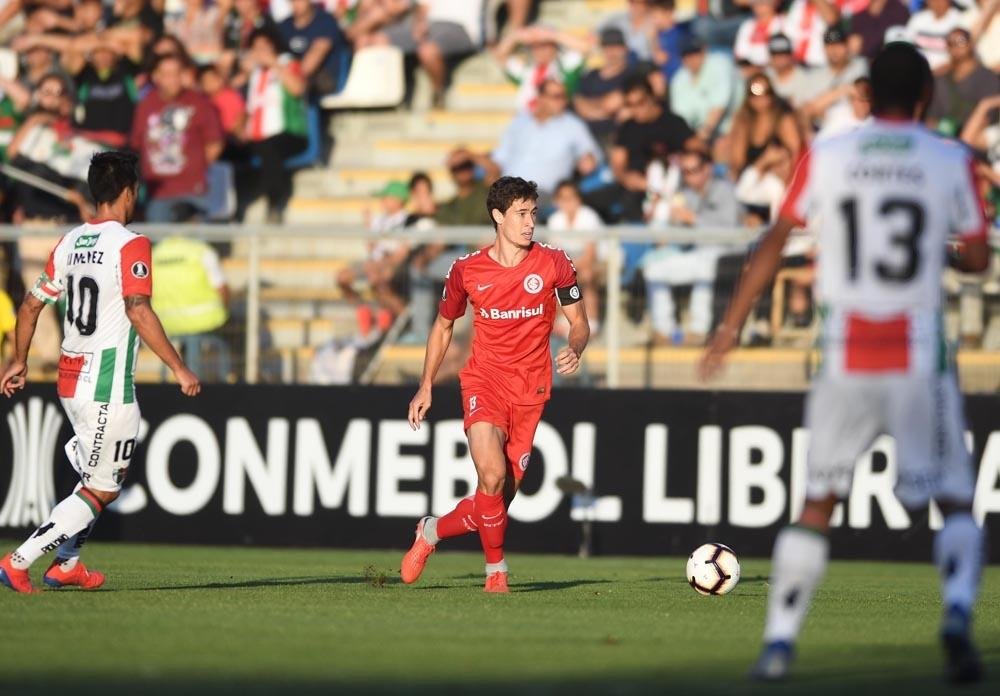 Rodrigo Dourado n&atilde;o treinou ontem e pode ser aus&ecirc;ncia contra o Alianza Lima