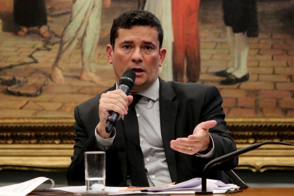 Moro destacou hoje que a Pol&iacute;cia Federal (PF) tem contribu&iacute;do com as investiga&ccedil;&otilde;es sobre a morte de Marielle Franco, a cargo da Pol&iacute;cia Civil e do Minist&eacute;rio P&uacute;blico do Rio de Janeiro