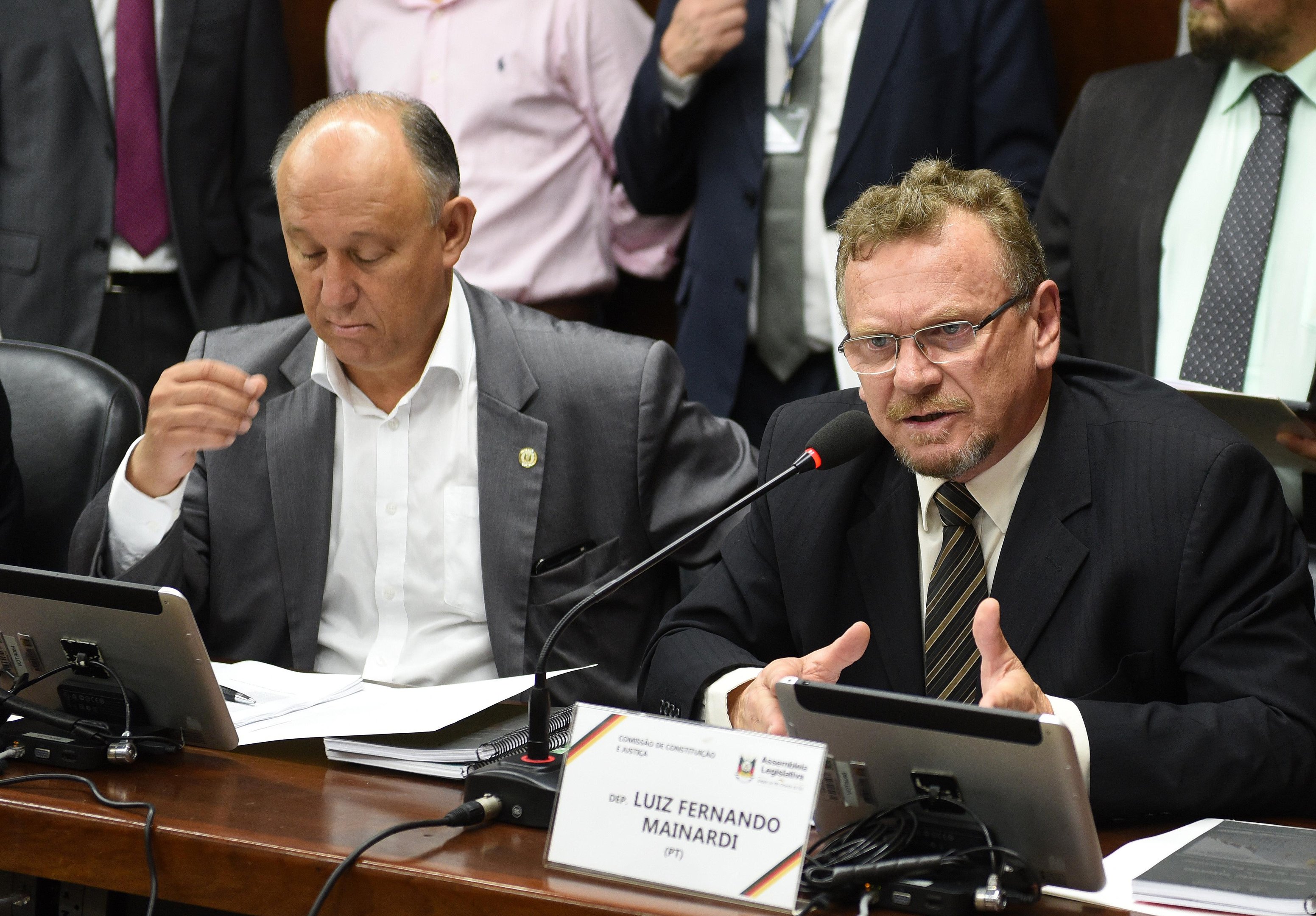 Requerimento foi encaminhado pelo l&iacute;der da bancada do PT e titular da CCJ, deputado Luiz Fernando Mainardi