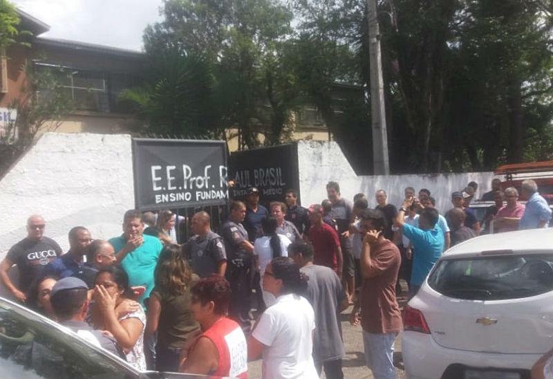 Disparos em escola de Suzano teriam sido feitos durante per&iacute;odo do intervalo
