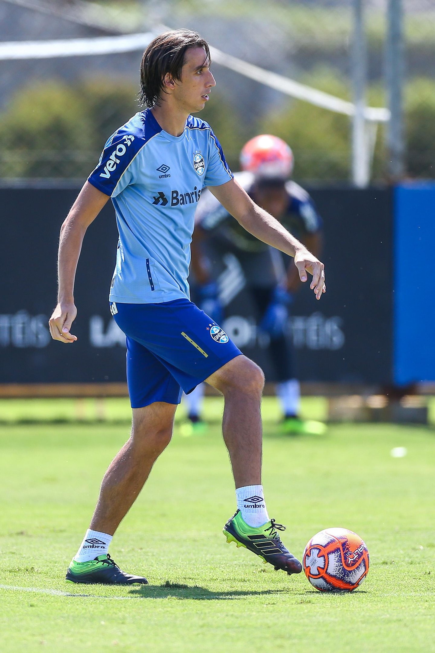 Atletas iniciaram concentra&ccedil;&atilde;o ap&oacute;s o treino e aguardam o jogo deste domingo