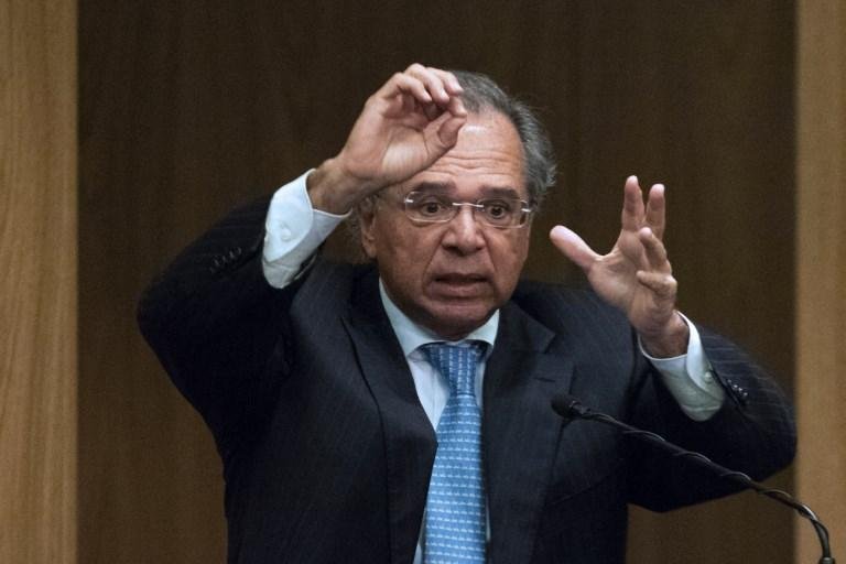 Ministro da Economia tem pelo menos cinco propostas de emendas &agrave;s Constitui&ccedil;&atilde;o
