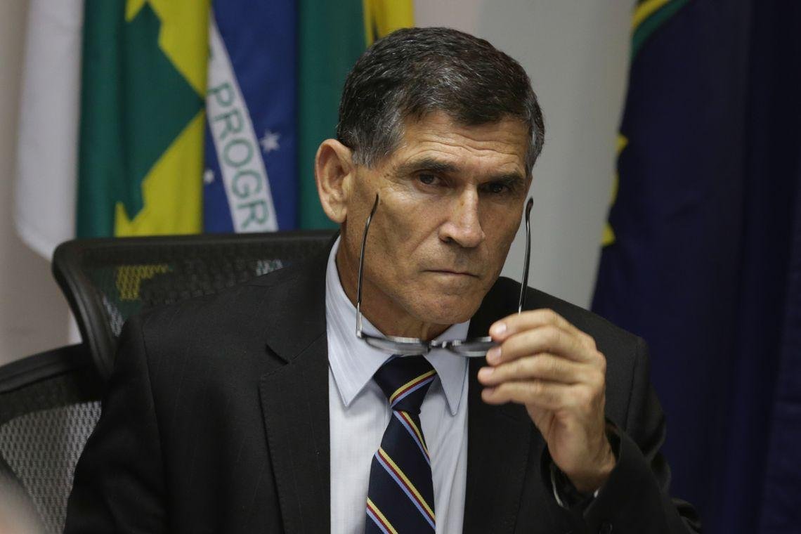 Proposta deve ser apresentada aos parlamentares at&eacute; quarta-feira, dia 20