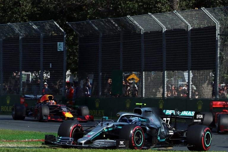 Piloto da Mercedes tamb&eacute;m levou ponto extra pela volta mais r&aacute;pida da corrida