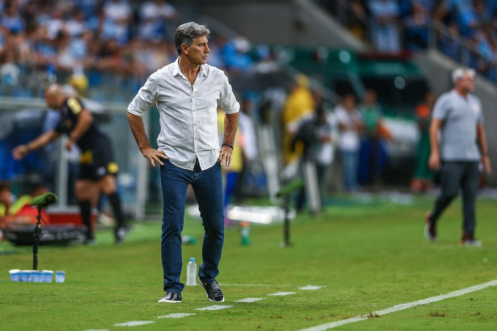 Treinador projetou mais uma partida com reservas na quarta-feira
