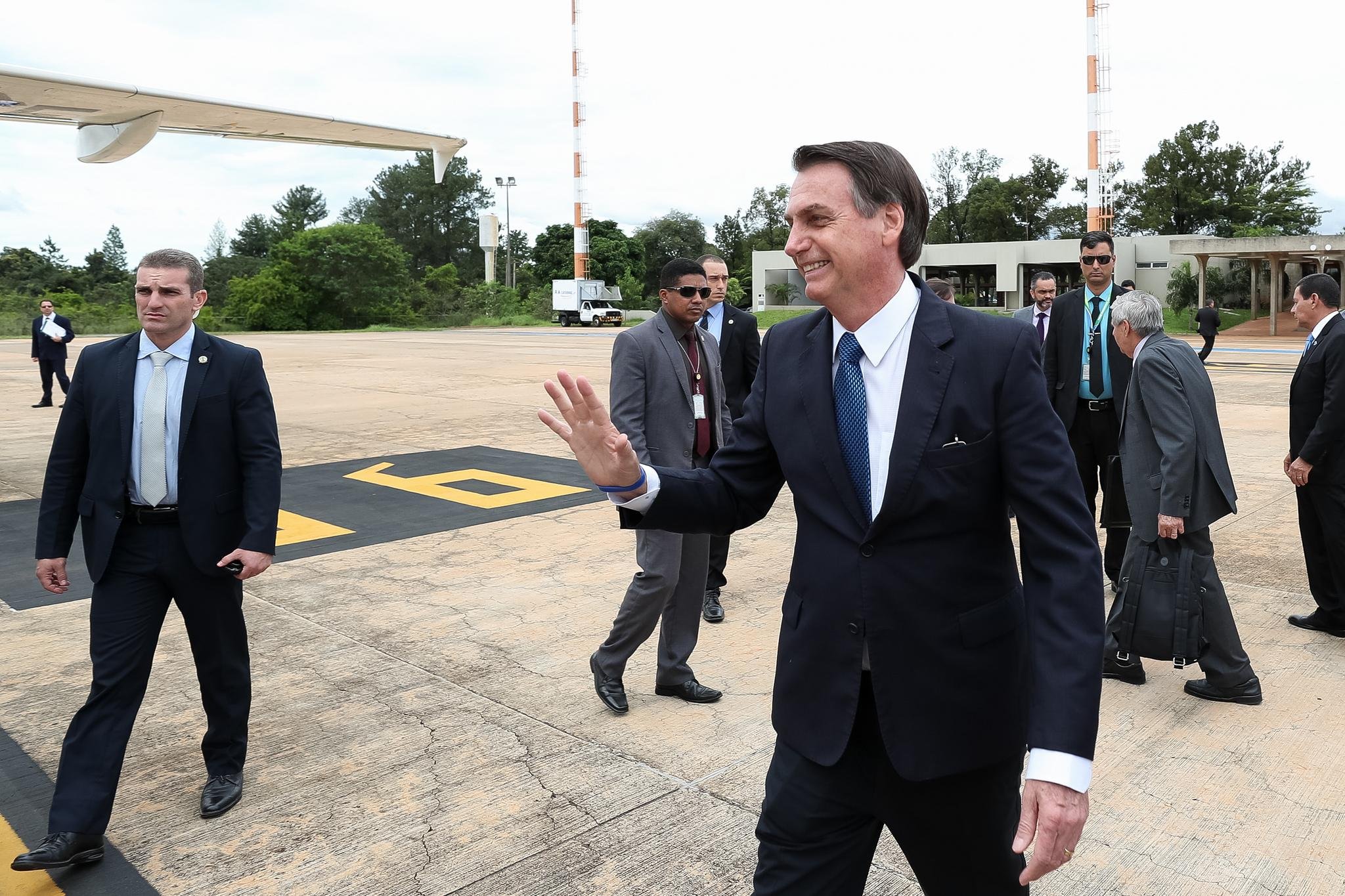 Bolsonaro assinou decreto que impede desconto de contribui&ccedil;&atilde;o sindical em folha