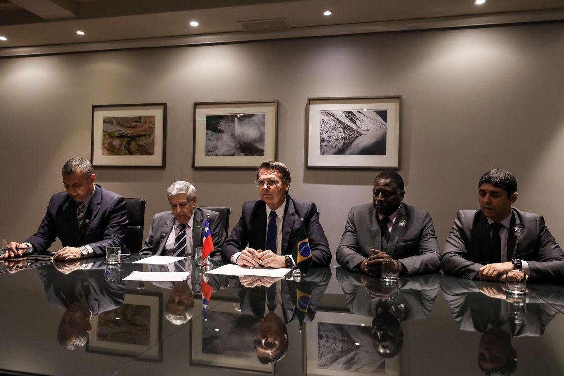 Bolsonaro afirmou que n&atilde;o tema decis&otilde;es sozinho