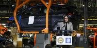 A presidente e CEO da General Motors, Mary Barra, anunciou um investimento de 300 milhões de dólares na fábrica de Lake Orion, em Michigan