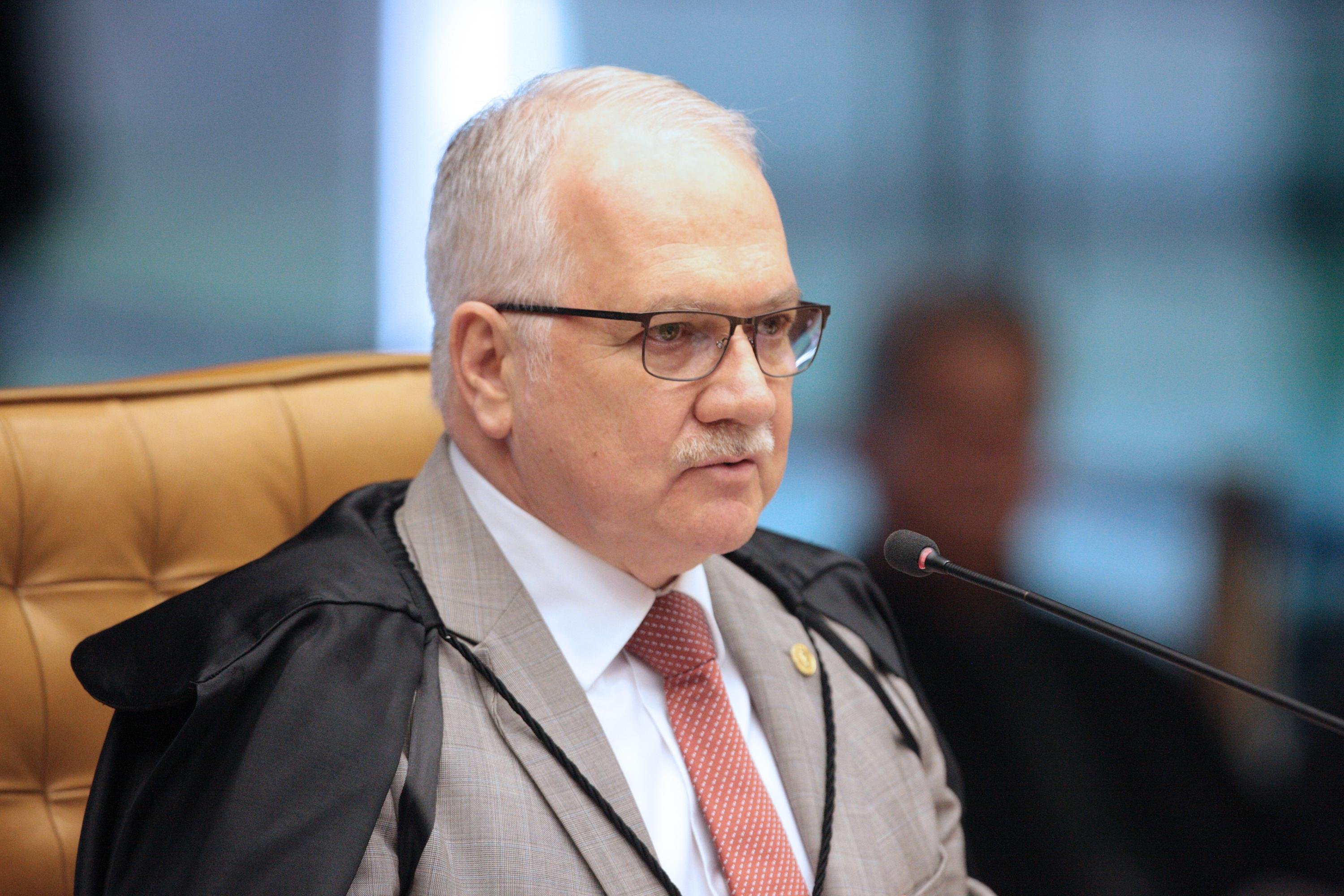 Edson Fachin julgou no passado improcedente a&ccedil;&atilde;o aberta pela Associa&ccedil;&atilde;o dos Magistrados Brasileiros (AMB),&nbsp;pela Associa&ccedil;&atilde;o Nacional dos Magistrados da Justi&ccedil;a do Trabalho (Anamatra) e pela Associa&ccedil;&atilde;o dos Ju&iacute;zes Federais do Brasil (Ajufe)