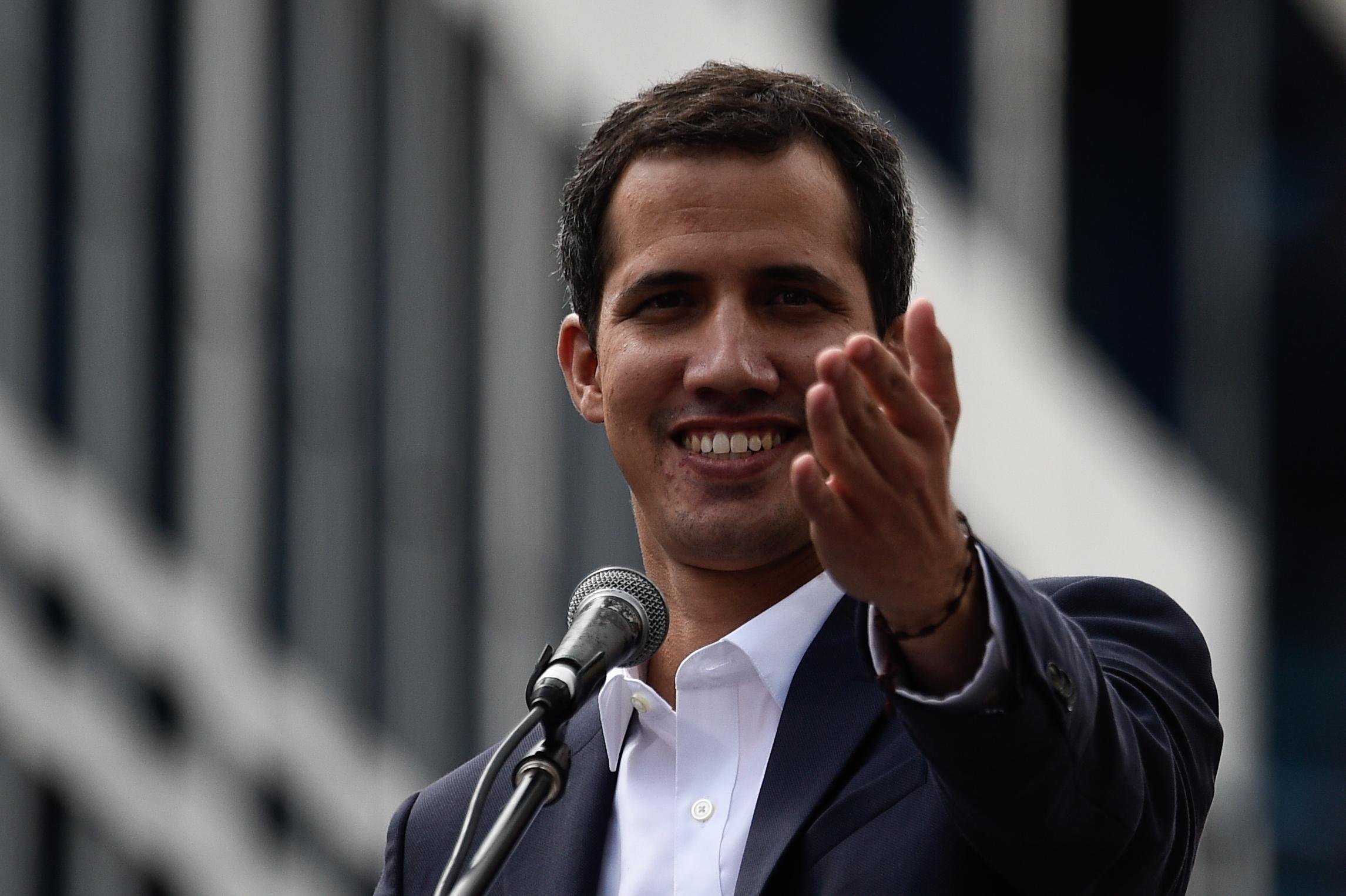 Guaid&oacute;, engenheiro industrial de 35 anos, se autoproclamou presidente interino