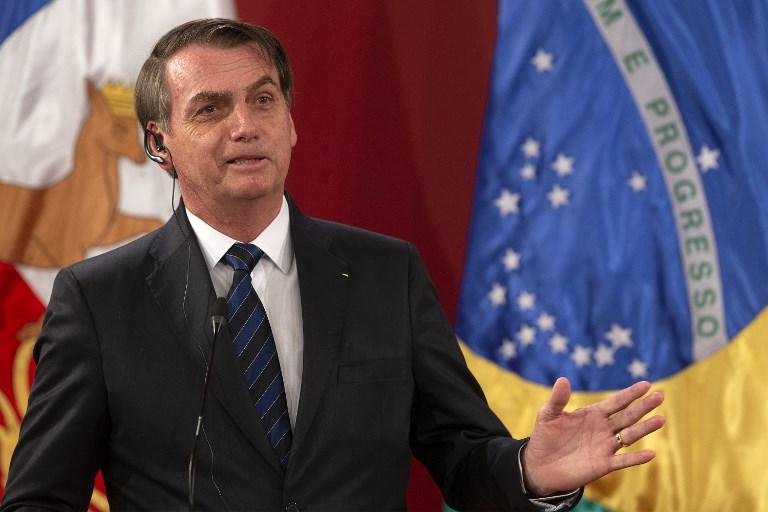 Bolsonaro participa de assinaturas de contratos no setor el&eacute;trico