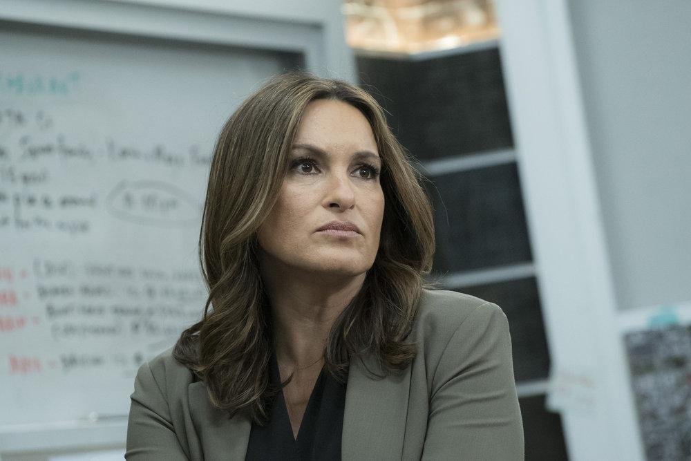 Com renova&ccedil;&atilde;o, protagonista Mariska Hargitay se torna a atriz que interpertou por mais tempo uma mesma personagem