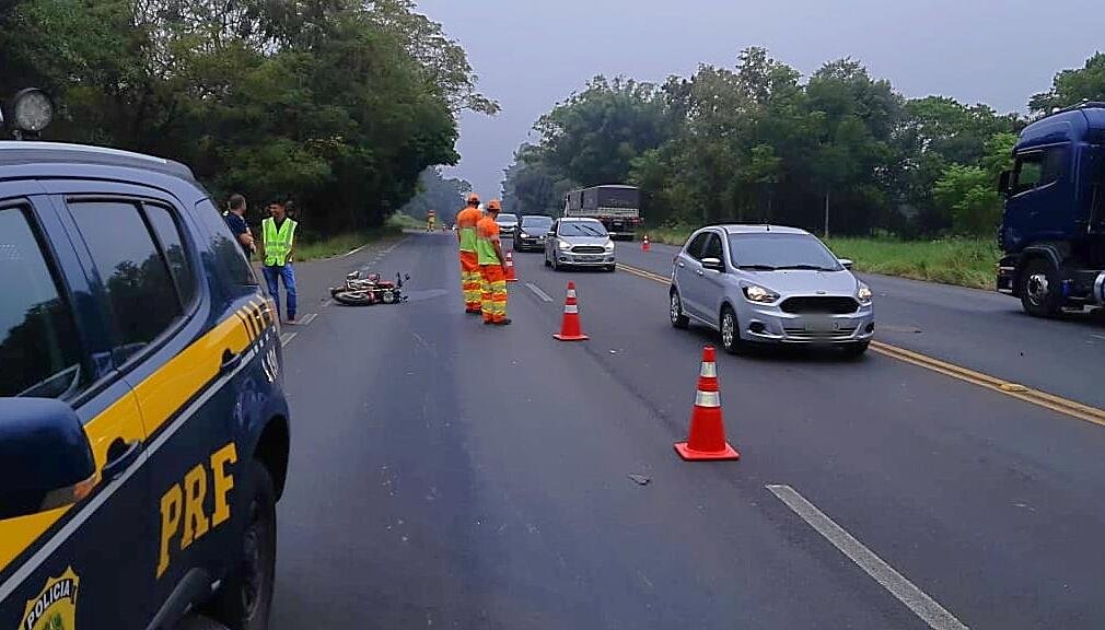 Acidente ocorreu no in&iacute;cio da manh&atilde; e provocou lentid&atilde;o no tr&acirc;nsito