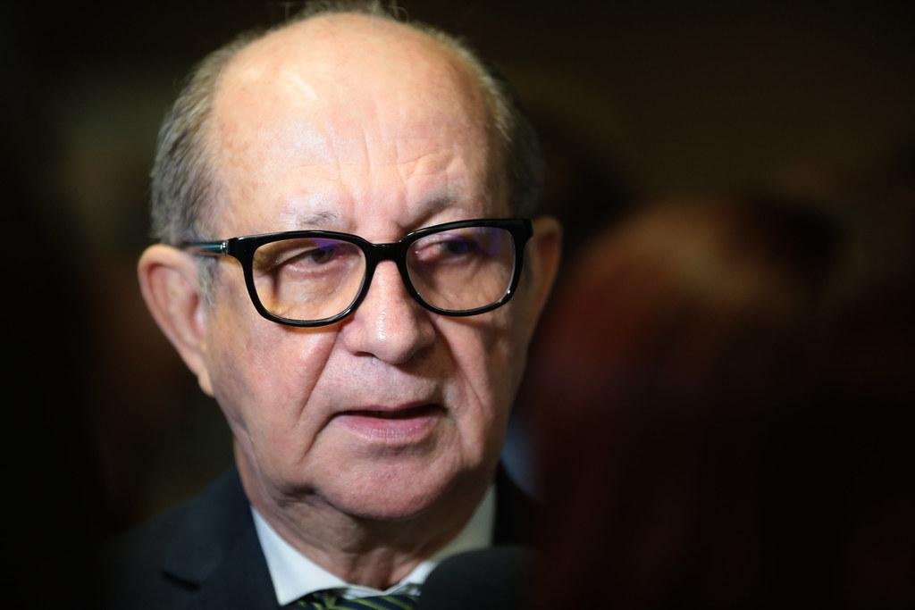 Barros informou que em junho o governo deve apresentar um novo modelo para o mercado de g&aacute;s natural