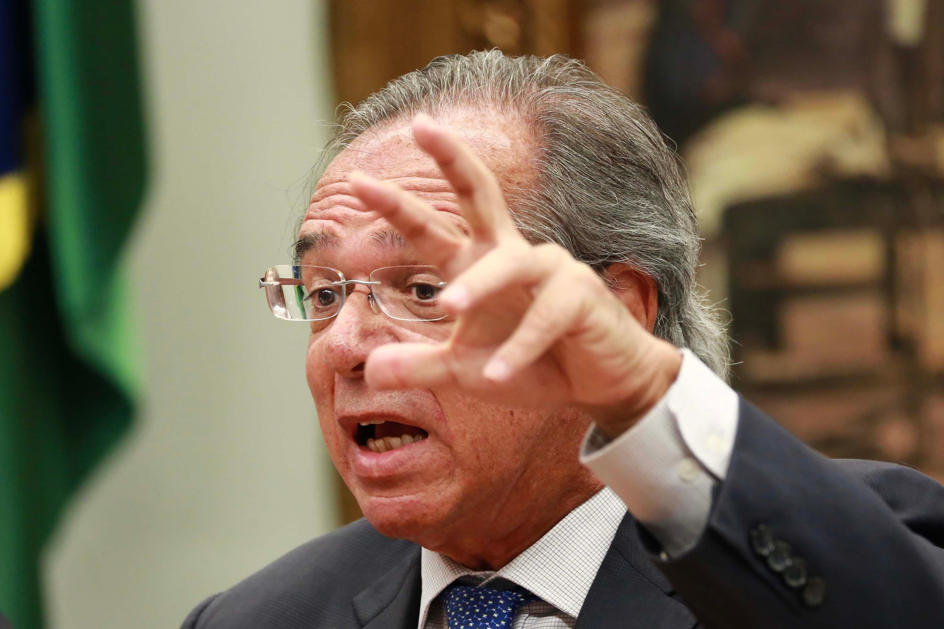 Paulo Guedes se desculpou ap&oacute;s protagonizar um epis&oacute;dio de bate boca