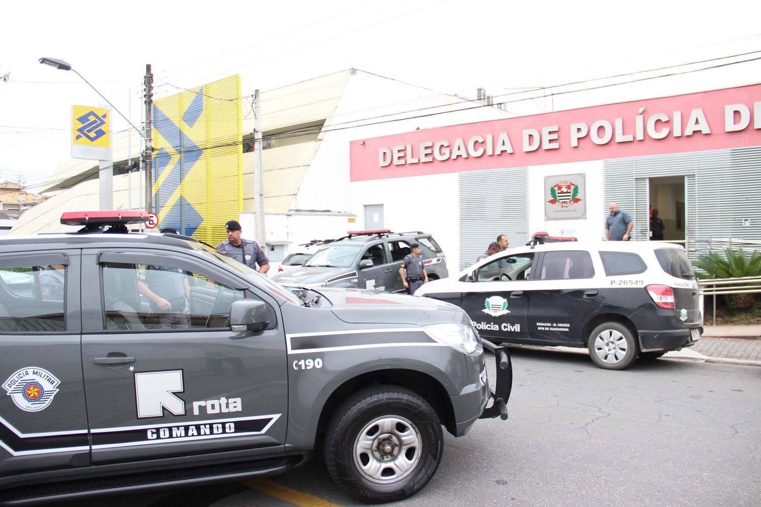 Parte dos criminosos chegou a fazer ref&eacute;ns mas v&iacute;timas foram libertas