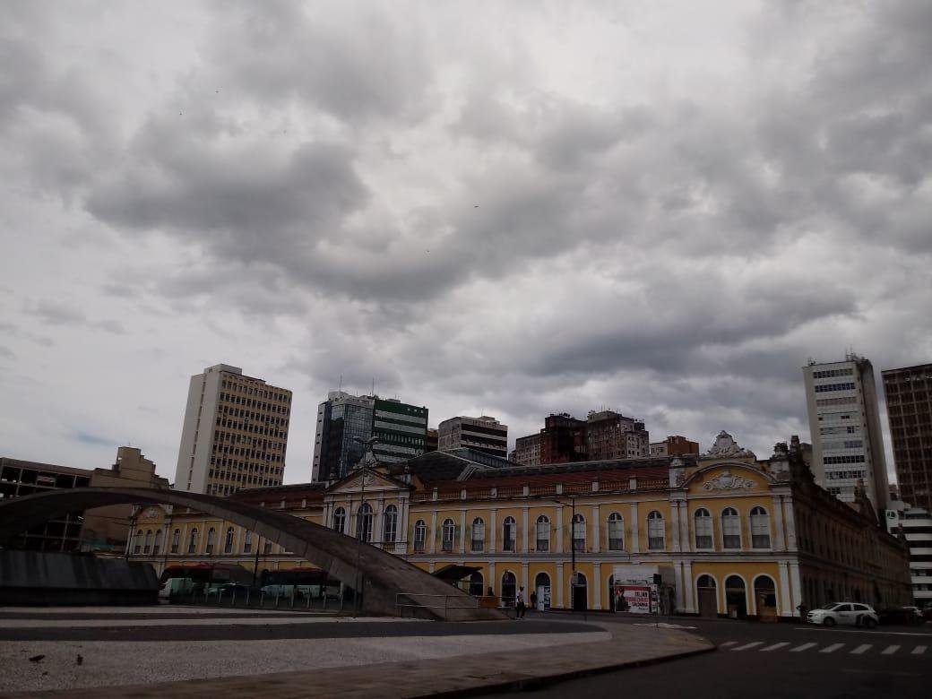 Porto Alegre ter&aacute; dia inst&aacute;vel