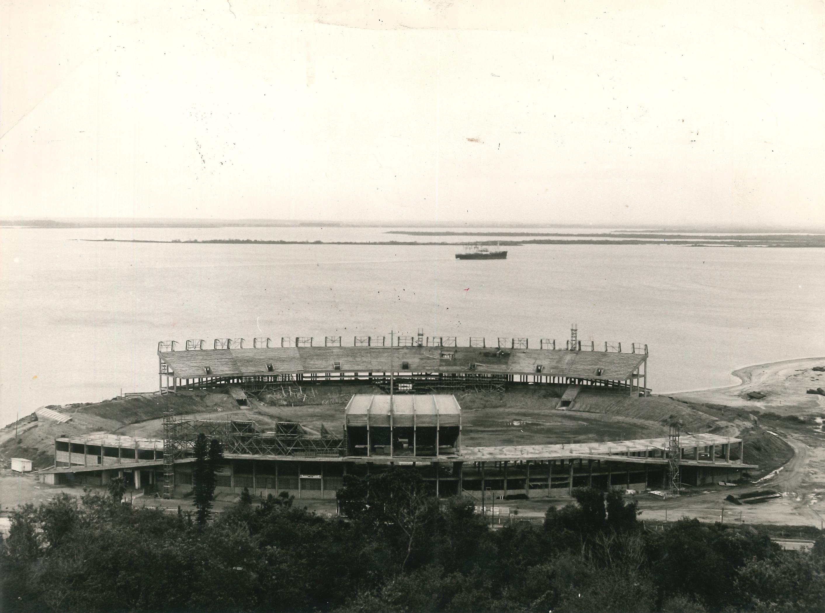 Est&aacute;dio antes da inaugura&ccedil;&atilde;o