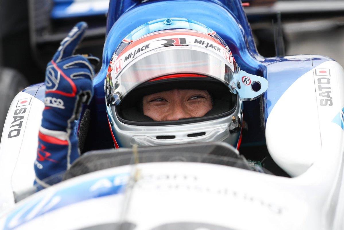 Piloto segurou press&atilde;o de Dixon e Bourdais para faturar