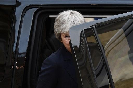 Michel Barnier garante que a prorroga&ccedil;&atilde;o da data do div&oacute;rcio depende do que a primeira-ministra brit&acirc;nica disser a seus colegas europeus na c&uacute;pula de quarta-feira em Bruxelas