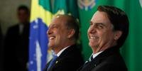 Jair Bolsonaro vetou integralmente projeto de lei que dispensava de reavaliação pericial a pessoa com HIV/Aids aposentada por invalidez