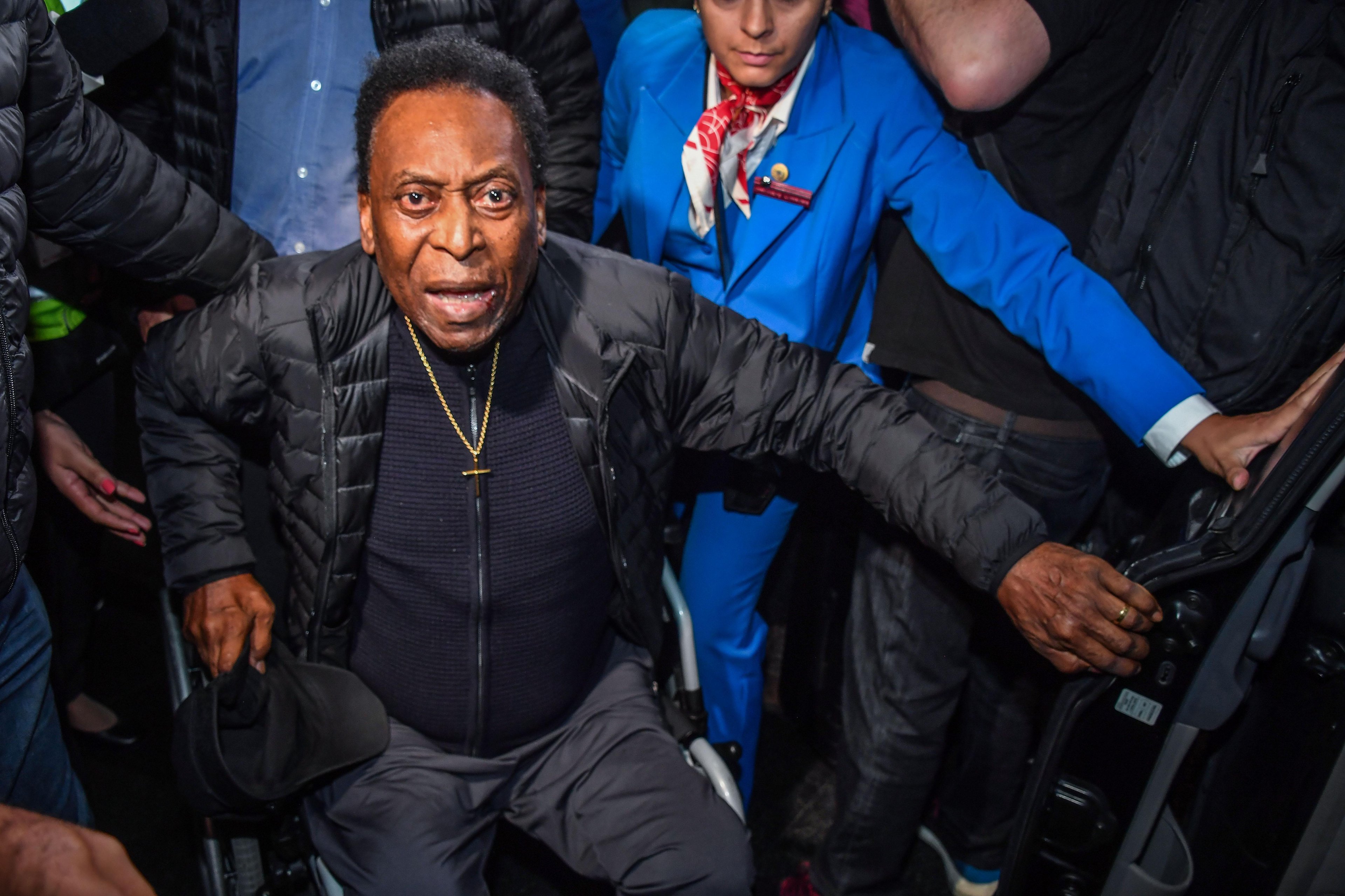 Pel&eacute; passou por procedimento para retirada de c&aacute;lculo renal em S&atilde;o Paulo