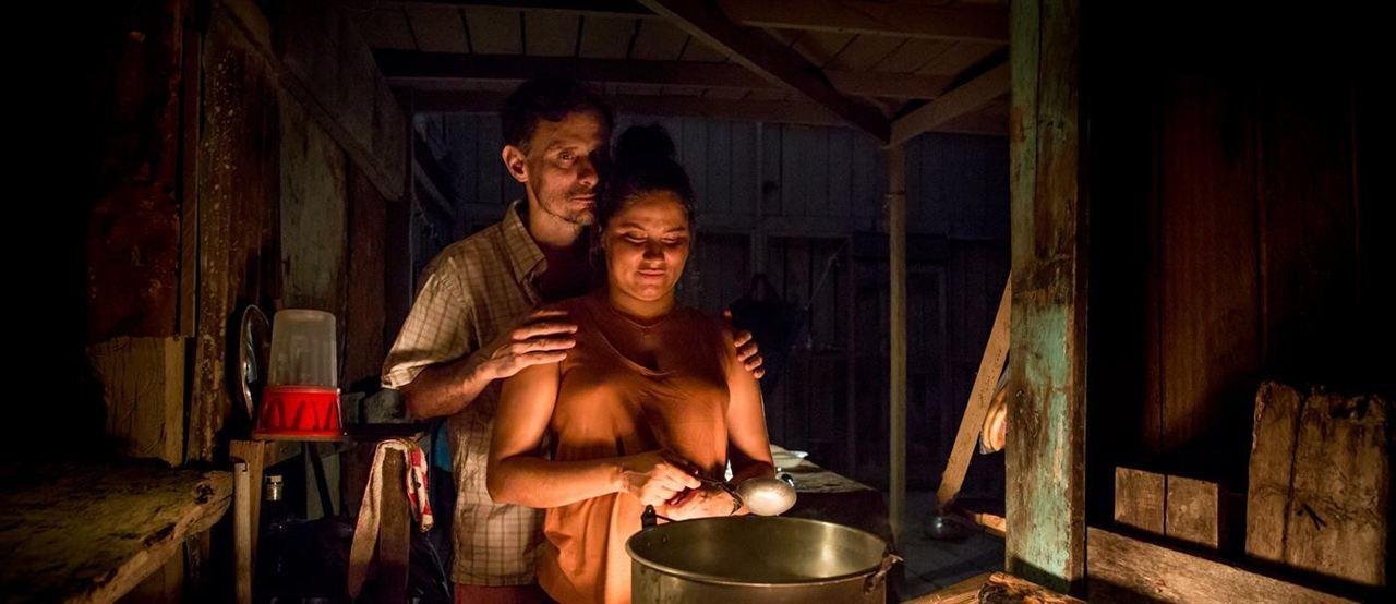 Filme, que trata de viv&ecirc;ncias intensas em meio &agrave;s buscas pessoais e familiares, tem Enrique Diaz em um dos pap&eacute;is principais