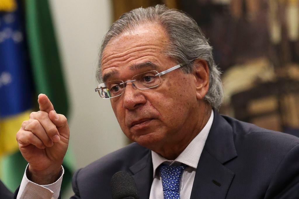 Guedes voltou a dizer que "n&atilde;o h&aacute; e n&atilde;o haver&aacute;" amea&ccedil;a &agrave; democracia no Brasil