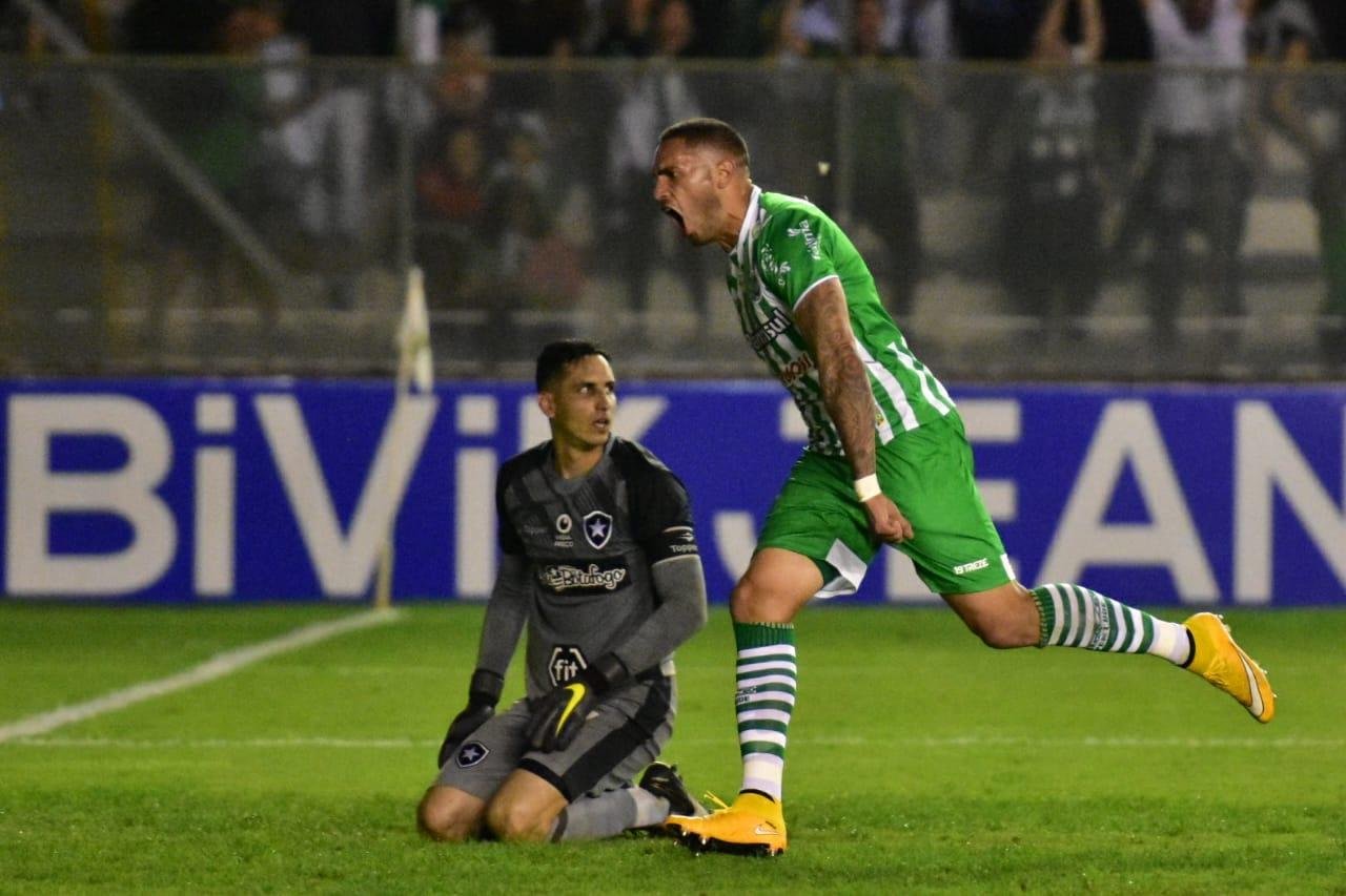 Brayan Rodriguez foi um dos destaques da partida no Jaconi