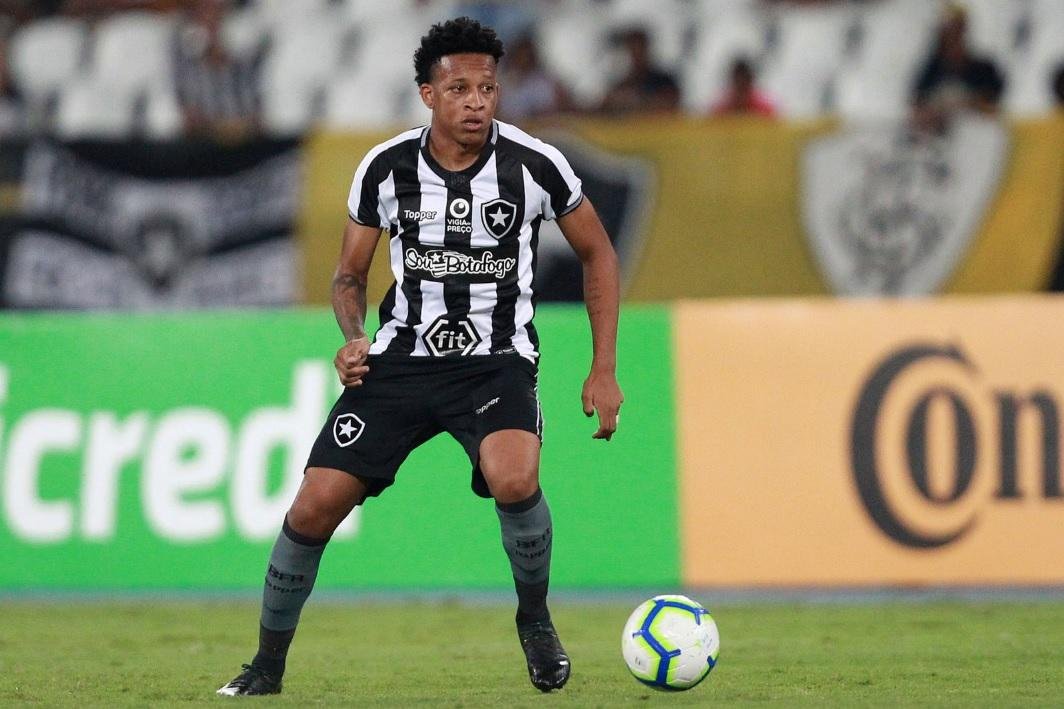 Bochecha foi alvo de insultos racistas na partida contra o Juventude, no est&aacute;dio Alfredo Jaconi