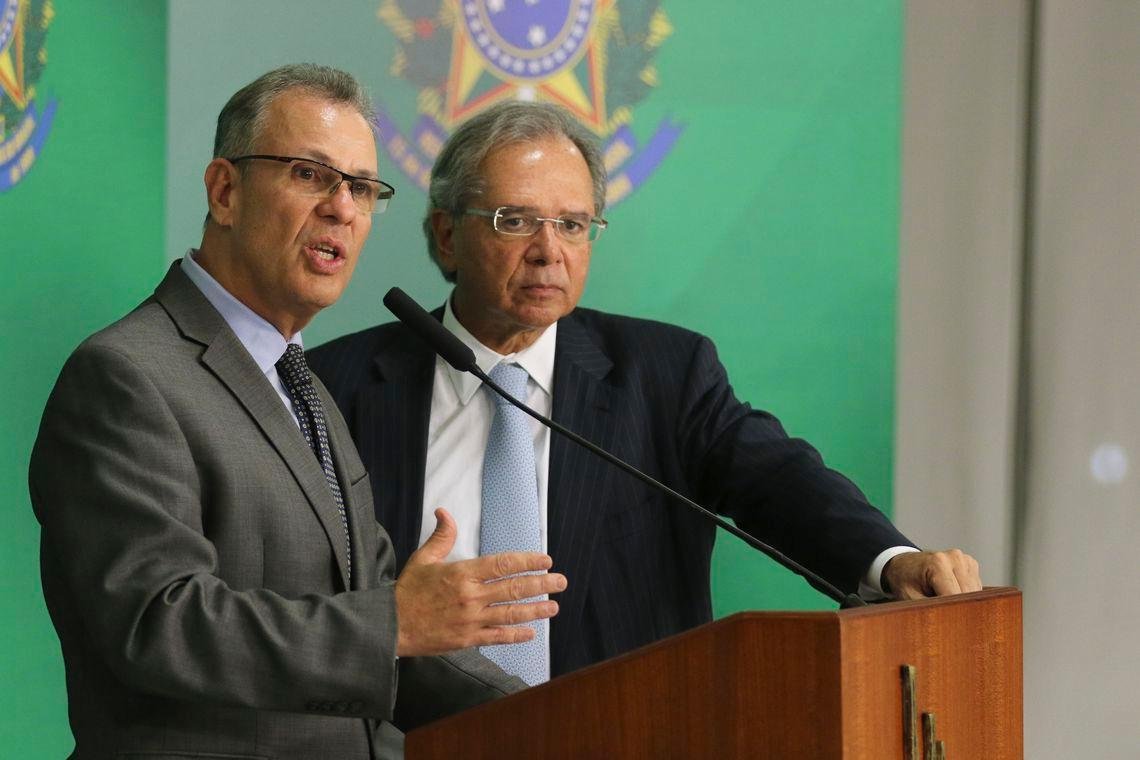 Ministro salientou que interven&ccedil;&otilde;es nos pre&ccedil;os pode atrapalhar leil&otilde;es