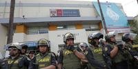 Peruanos têm convivido com escândalos de corrupção envolvendo ex-presidentes