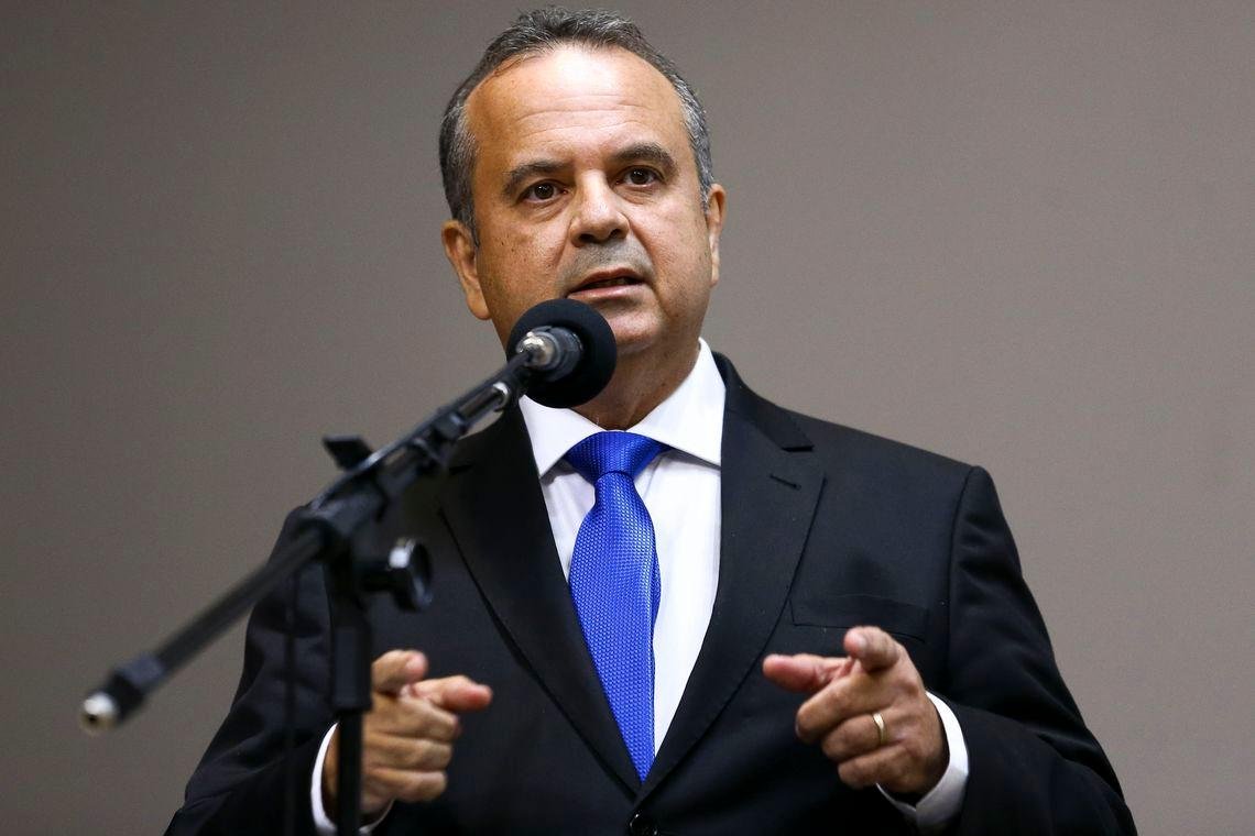 "Tivemos uma primeira conversa", declarou o secret&aacute;rio especial