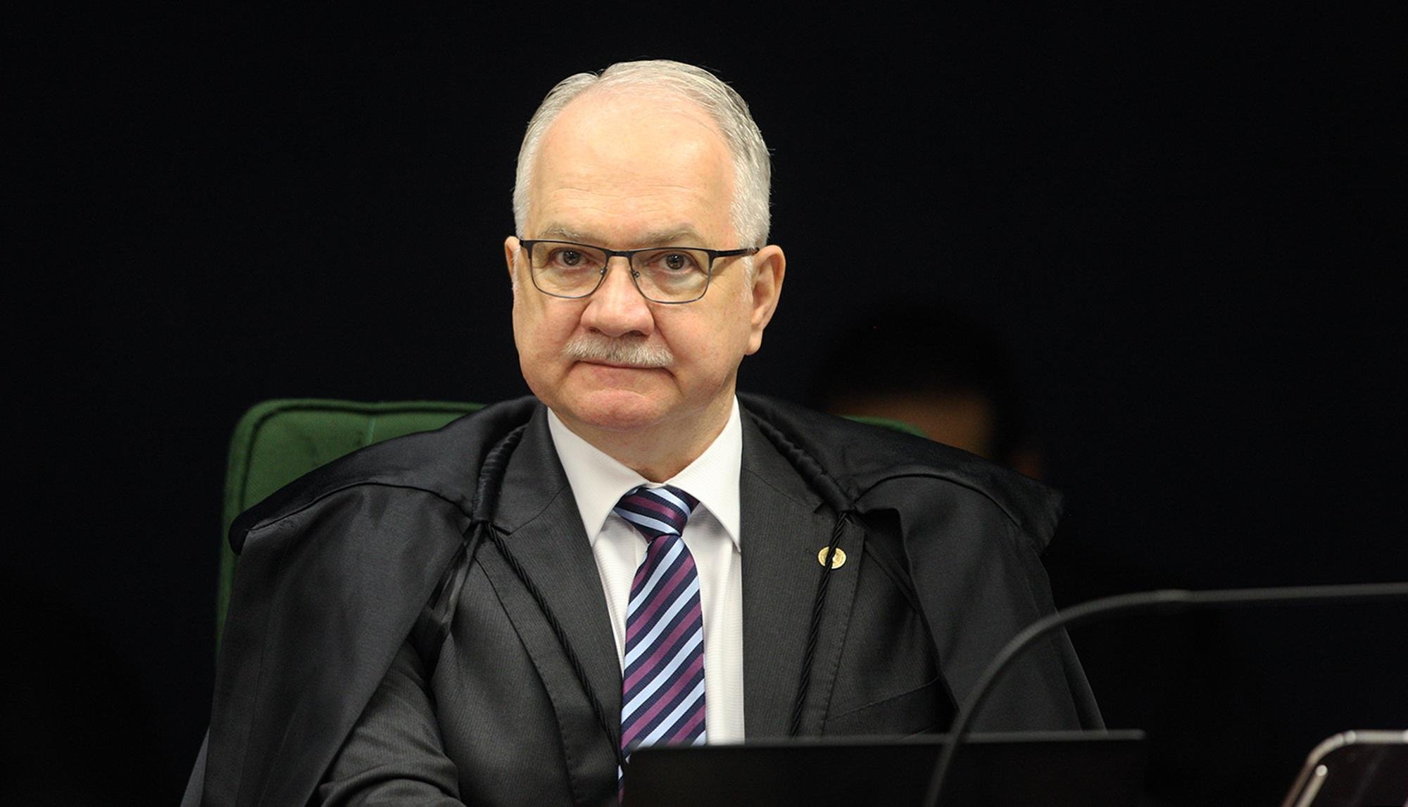 Fachin d&aacute; 72 horas para AGU se manifestar sobre a&ccedil;&atilde;o que aponta abuso de poder por parte do ministro Dias Toffoli