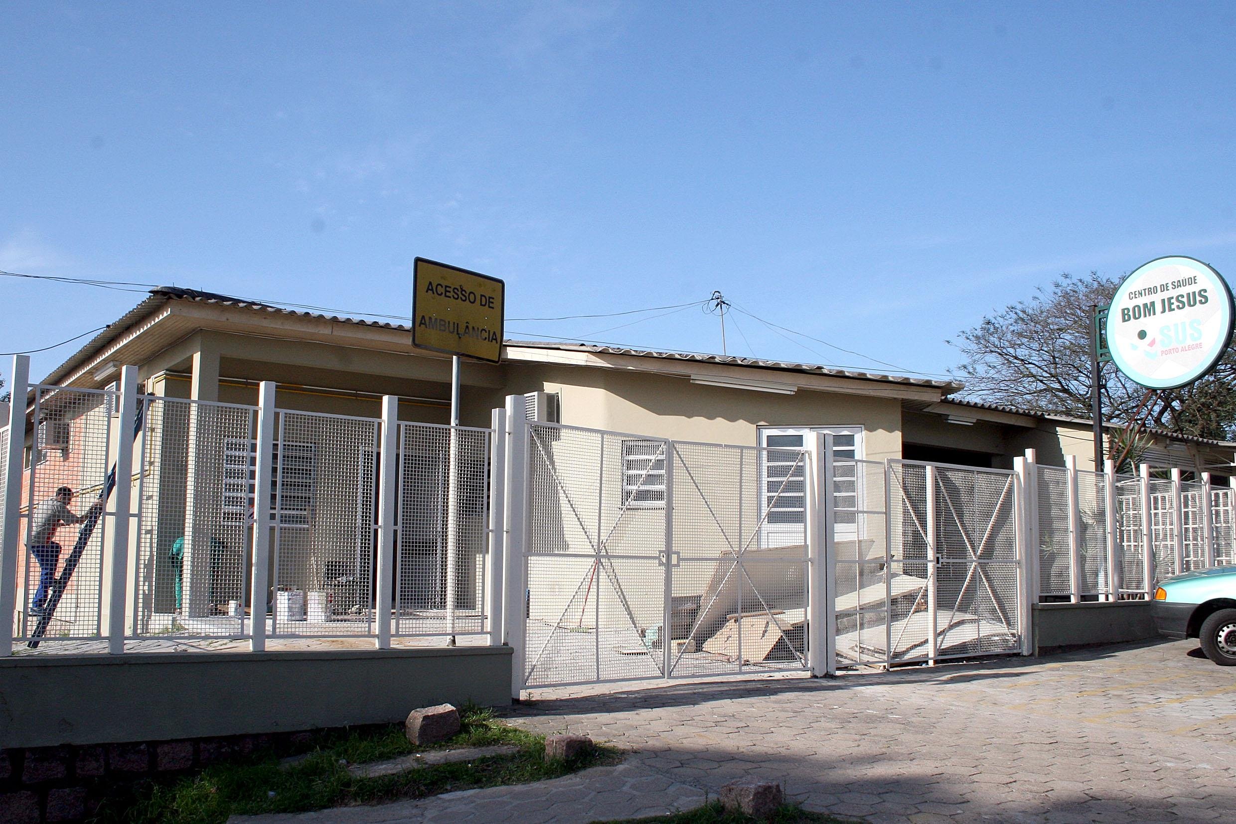 Porteiros tamb&eacute;m n&atilde;o se apresentaram e alegam falta de pagamento h&aacute; tr&ecirc;s meses
