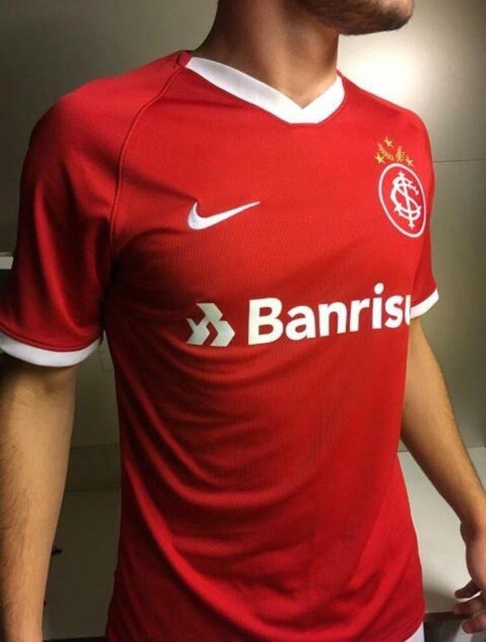 Nova camiseta far&aacute; homenagem ao t&iacute;tulo de 1979