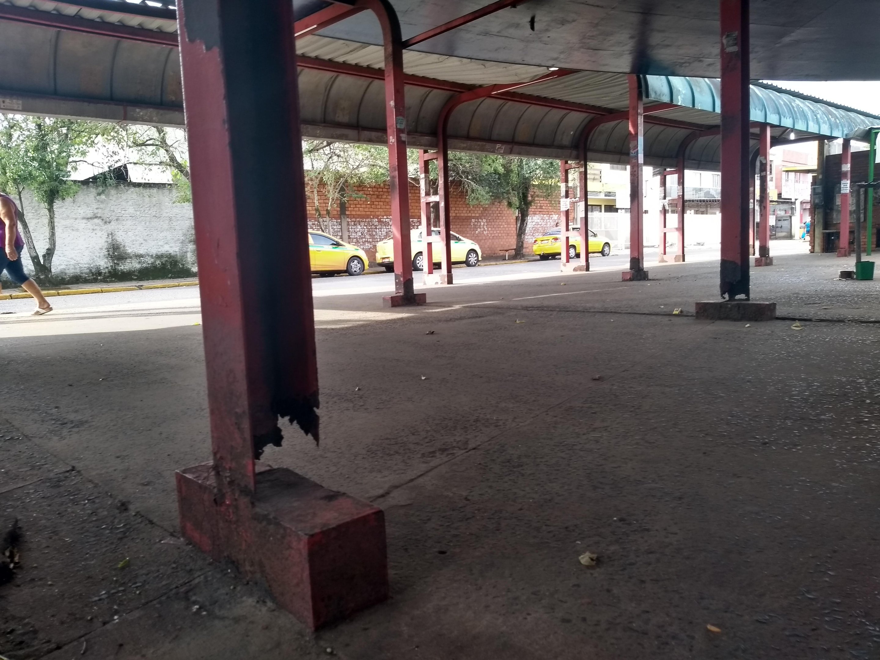 Entre as principais cr&iacute;ticas dos usu&aacute;rios est&atilde;o a deteriora&ccedil;&atilde;o das estruturas compartilhadas, para trem e &ocirc;nibus