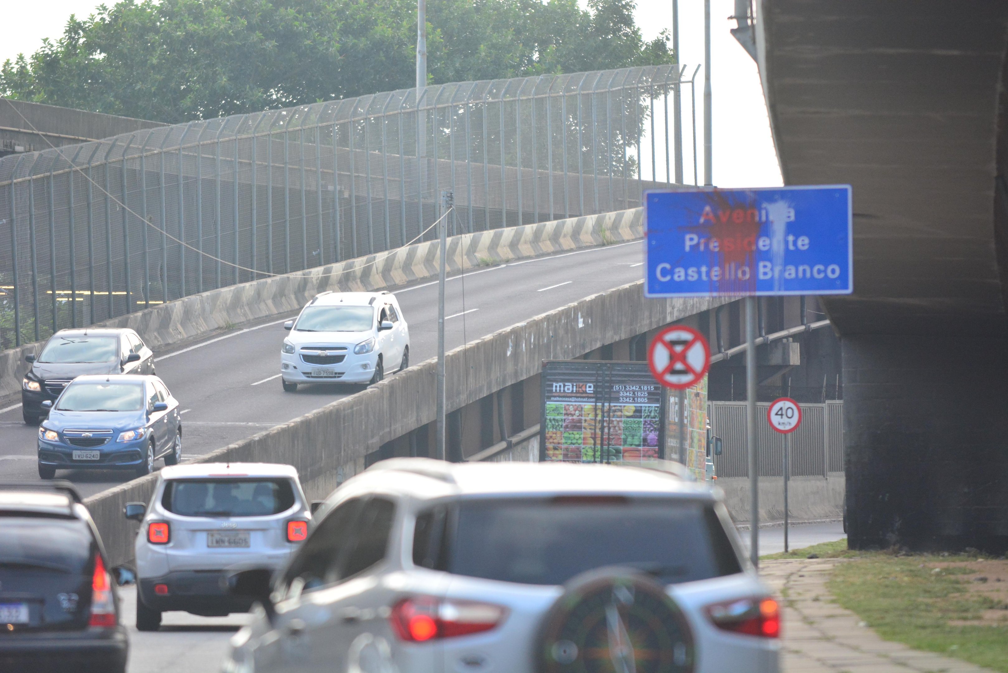 No final da manh&atilde; de s&aacute;bado a placa j&aacute; havia sido retirada