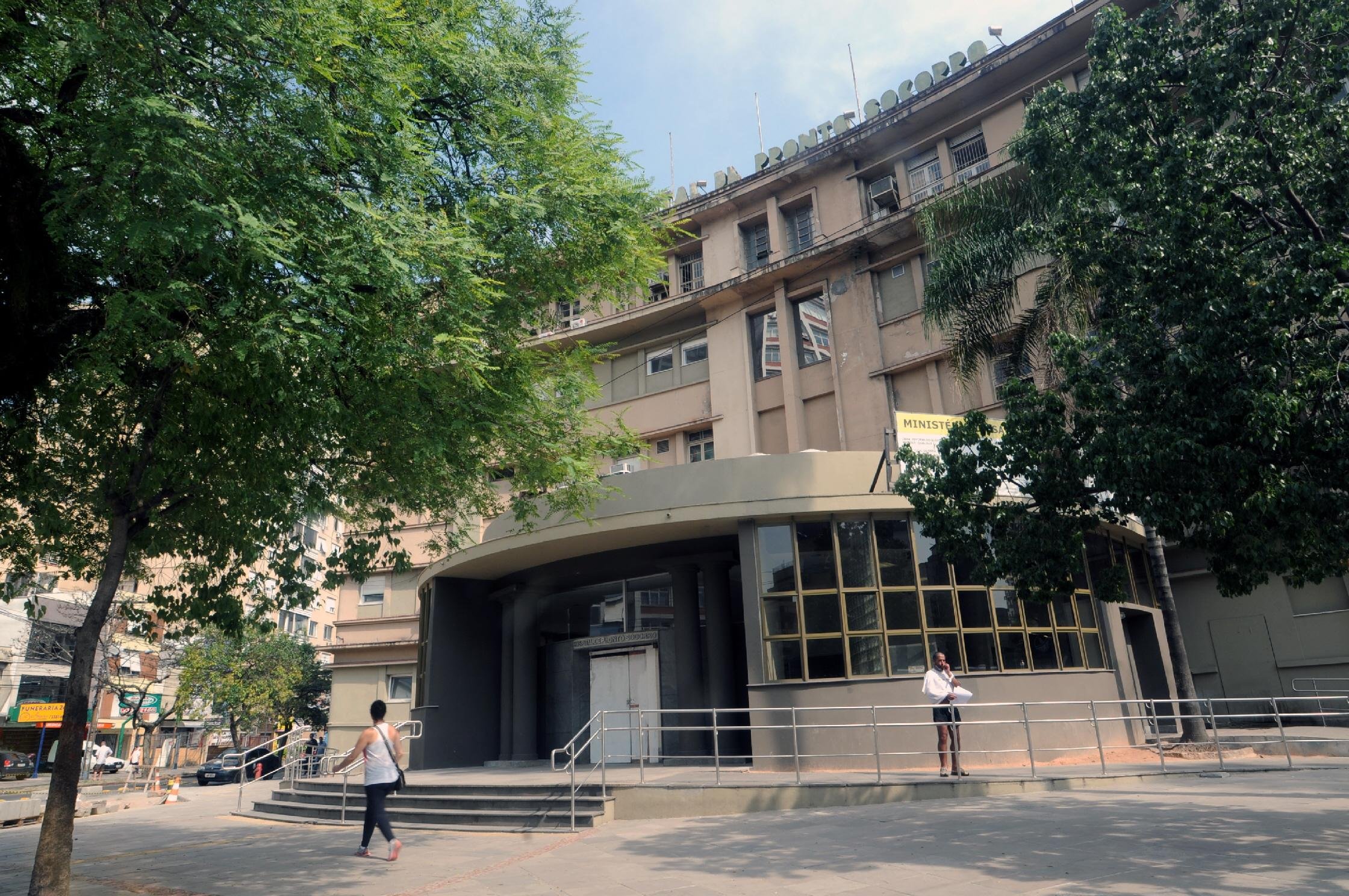 Medida foi tomada pela chefia de pol&iacute;cia devido &agrave; urg&ecirc;ncia da necessidade de contingente em outras &aacute;reas e da demanda reduzida dos hospitais
