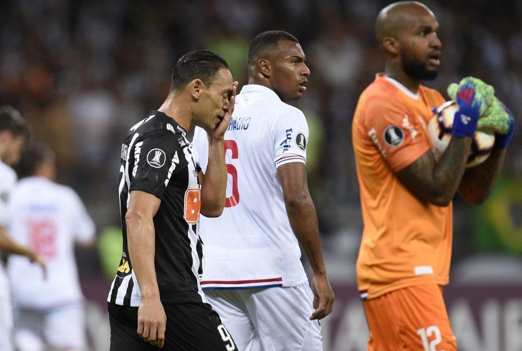 Galo vai brigar por vaga na Sul-Americana na &uacute;ltima rodada
