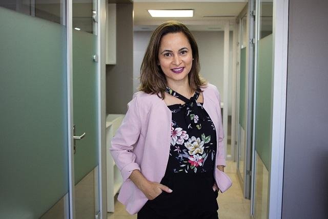 Karla Aprato, que tamb&eacute;m atua como consultora de Carreira e especialista em Linkedin &eacute; mentora da startup Karreira.com
