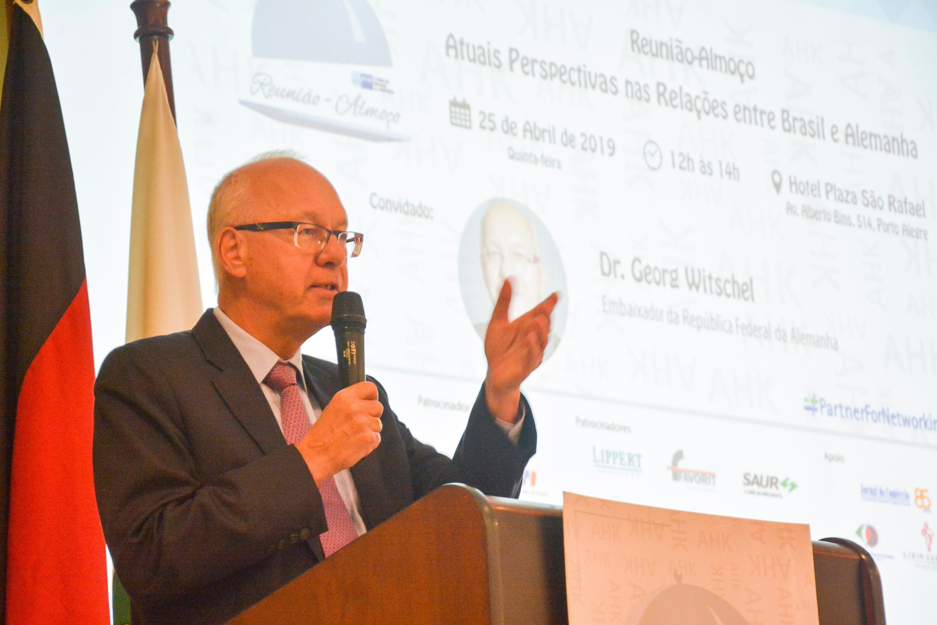 Embaixador enfatizou import&acirc;ncia da Reforma da Previd&ecirc;ncia