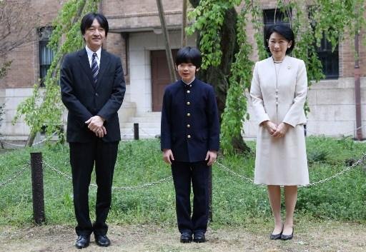 Akihito ser&aacute; o primeiro imperador a abdicar ao trono japon&ecirc;s em 200 anos
