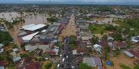 Inundações atingem a Indonésia desde a sexta-feira