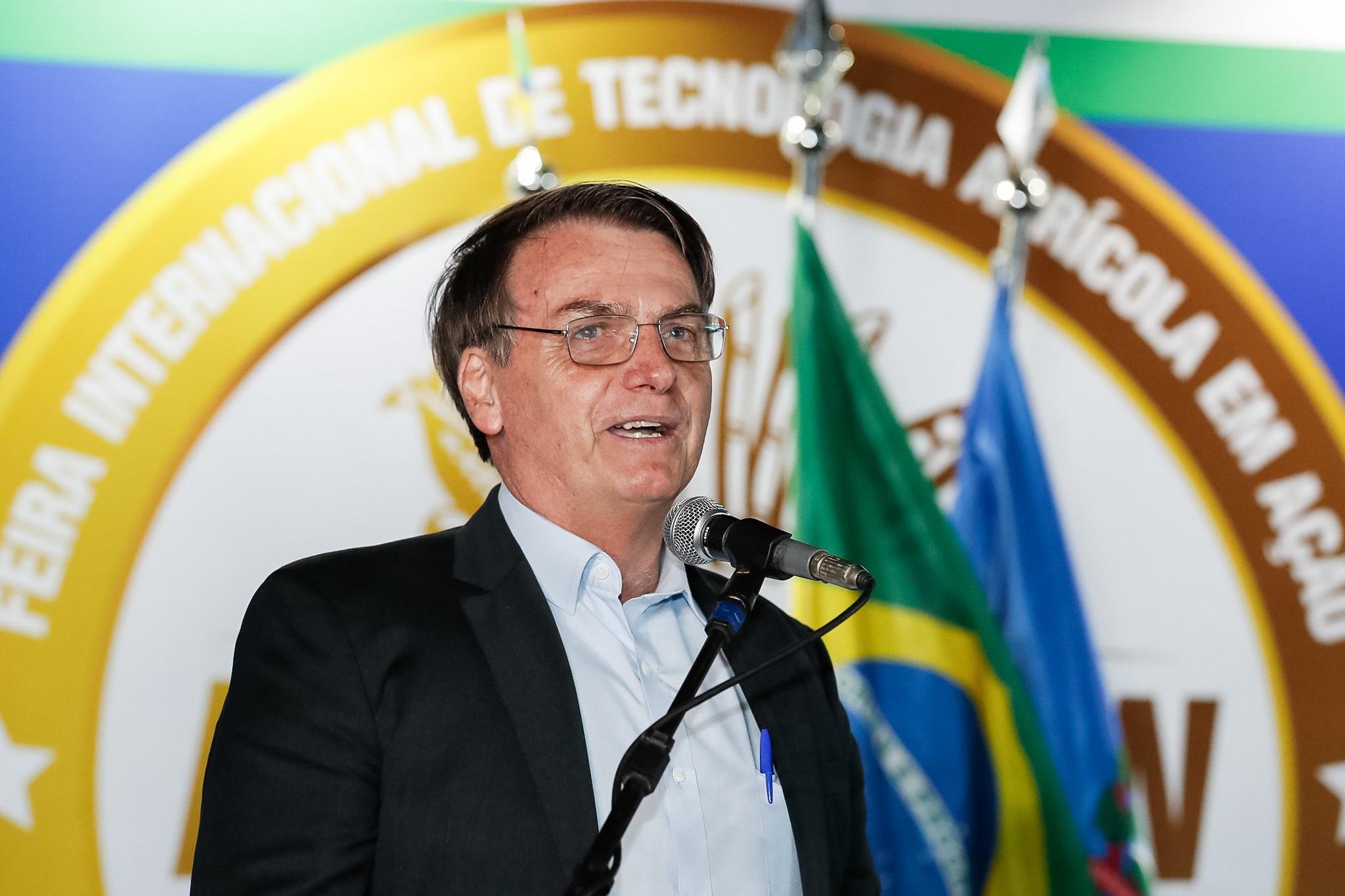 Presidente quer pordutores possam usar armas em conflitos dentro das suas terras