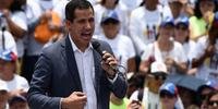 Juan Guaidó diz que tem a seu lado as principais unidades militares da Venezuela