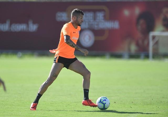 Nico L&oacute;pez quer renovar contrato com o Inter
