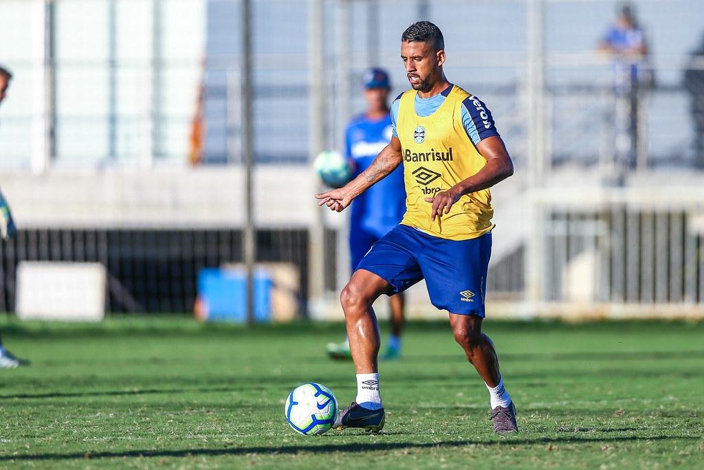 Michel voltou aos treinos e pode enfrentar o Botafogo na quarta-feira