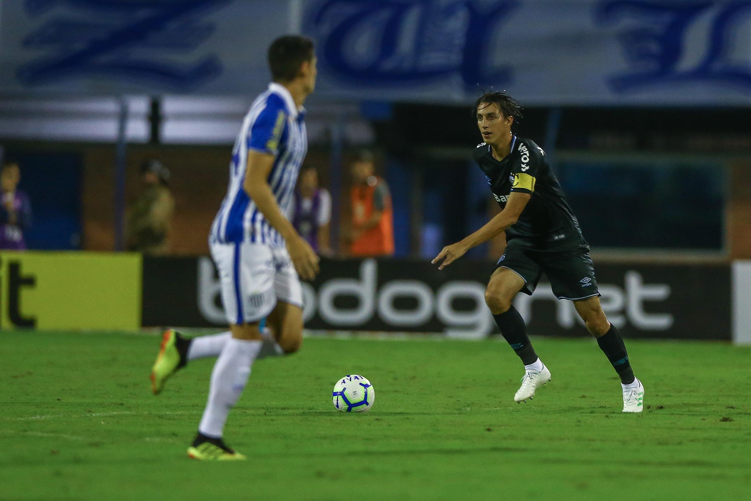 Pelo calend&aacute;rio com muitos jogos, t&eacute;cnico Renato tem poupado integrantes da zaga titular e encontrado dificuldades para repor